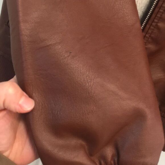 Ci Sono by Cavalini Vegan Leather Fur lined Zippered Jacket medium - Picture 8 of 9